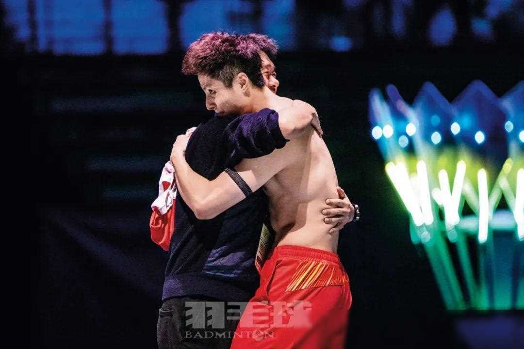 马来西亚队鏖战日本队,石宇奇点燃赛场 马来西亚队鏖战日本队,石宇奇点燃赛场